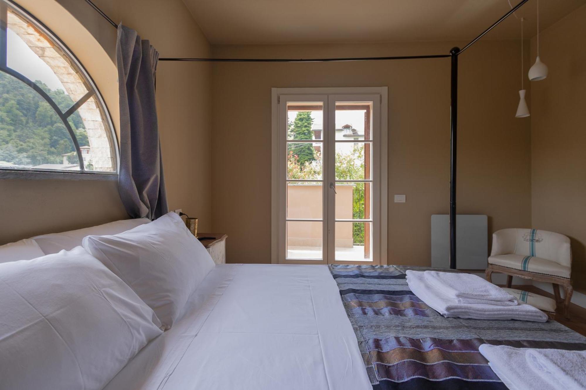Luce Boutique Hotel Fortunago Luaran gambar