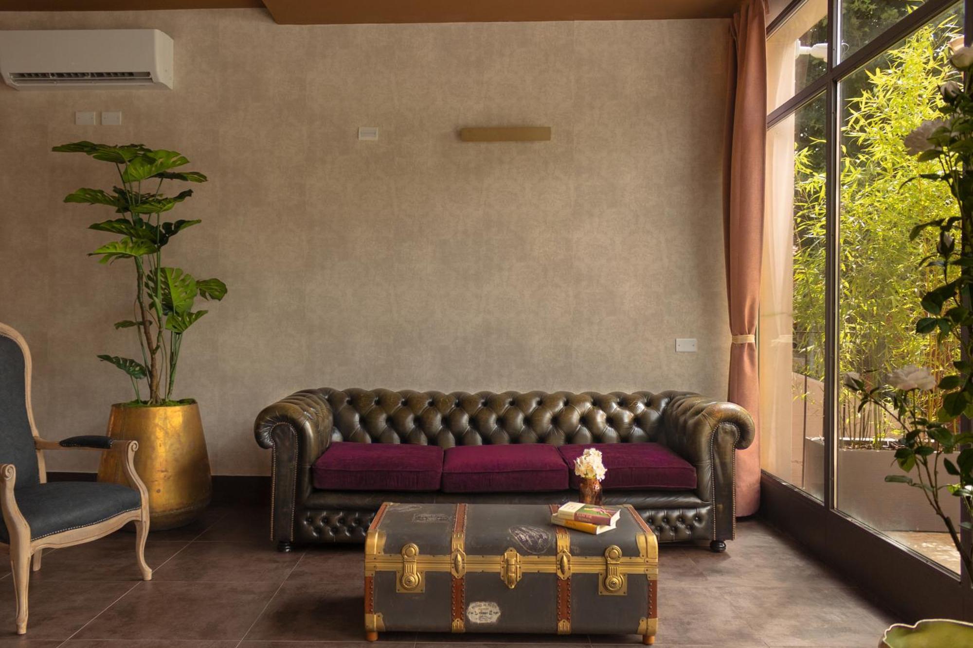 Luce Boutique Hotel Fortunago Luaran gambar