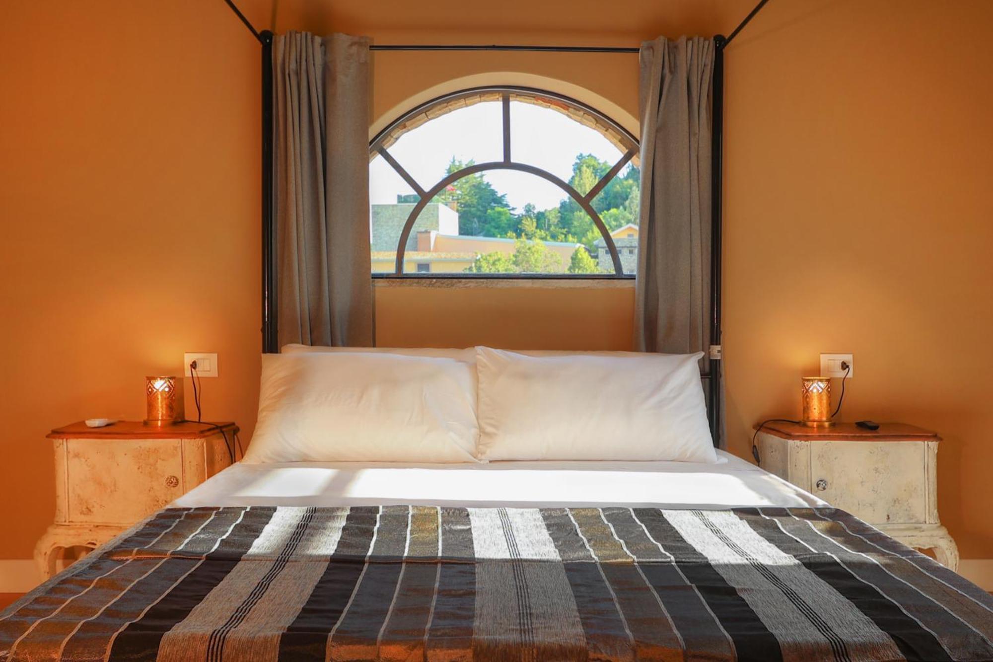 Luce Boutique Hotel Fortunago Luaran gambar
