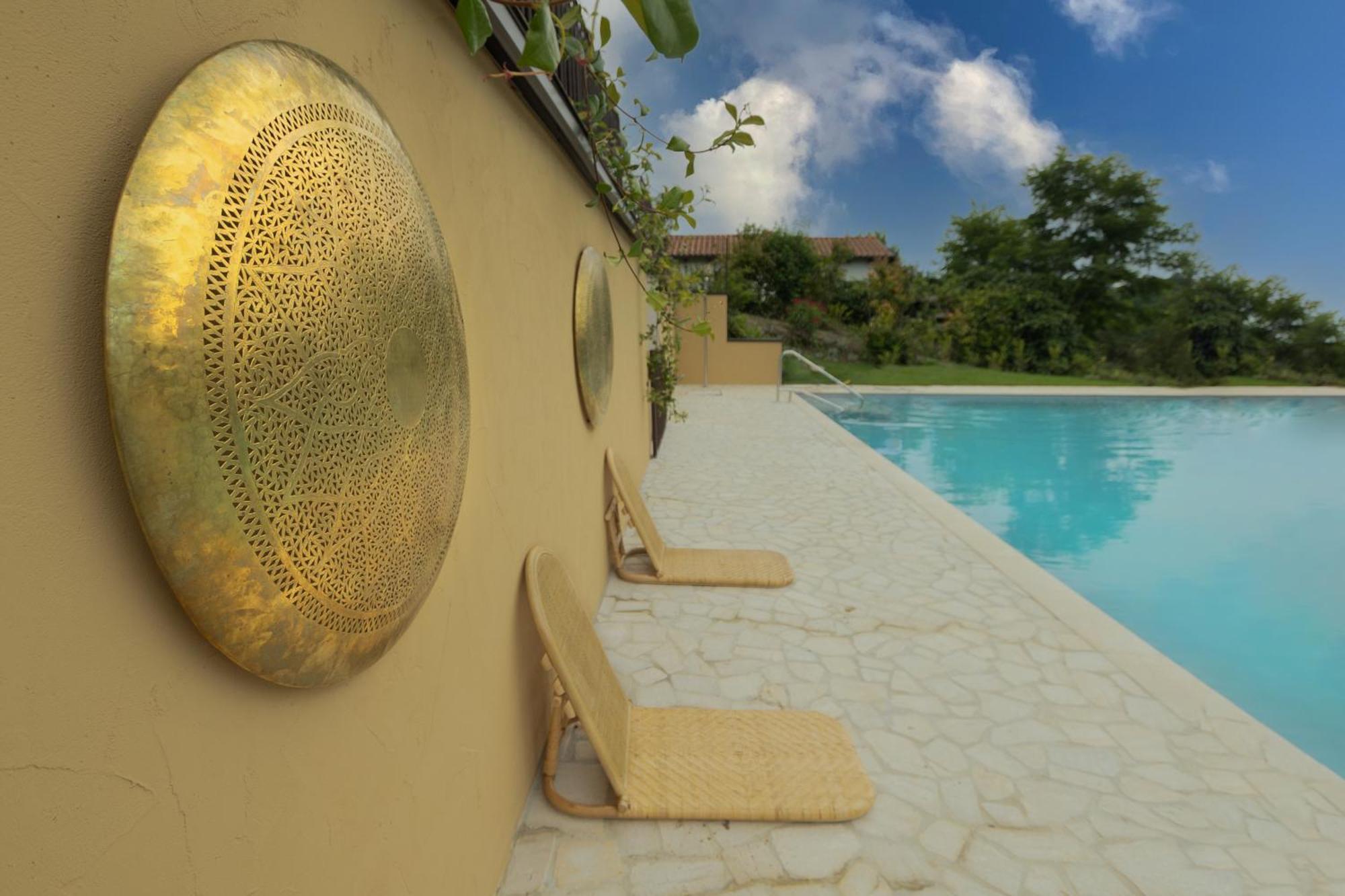Luce Boutique Hotel Fortunago Luaran gambar